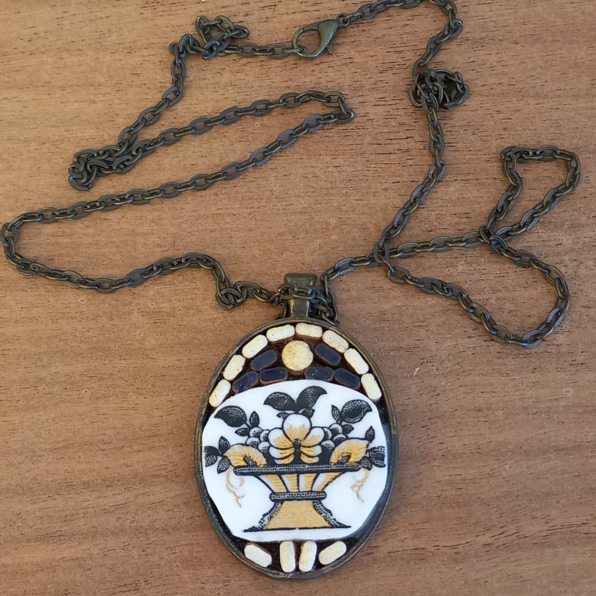 The main image for this shop item