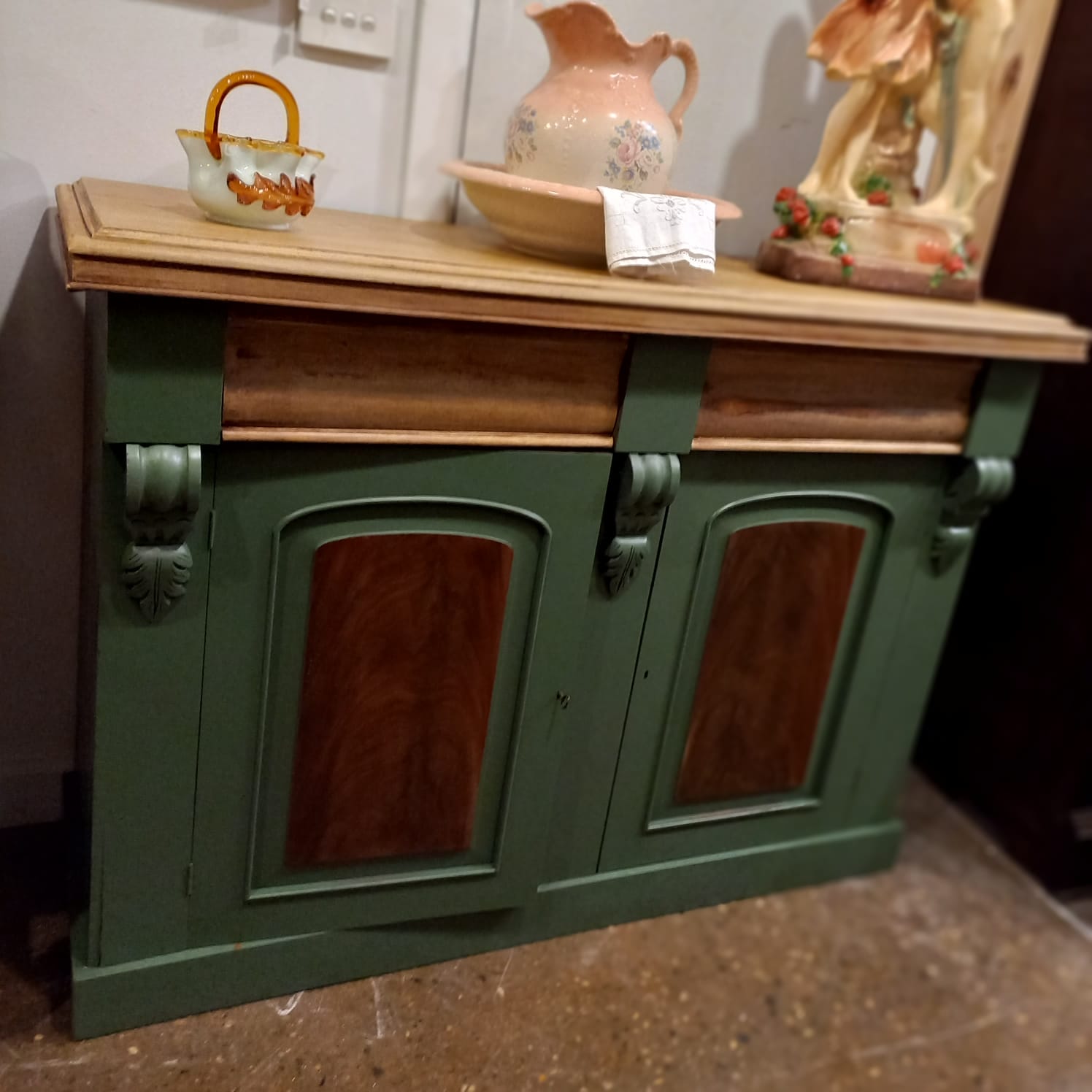 The main photo for /Assets/img/items/1d18fc43-94bb-4724-9728-760c60f900b8_471c31b5-cb46-45f1-a91c-3ebac6172308.jpg